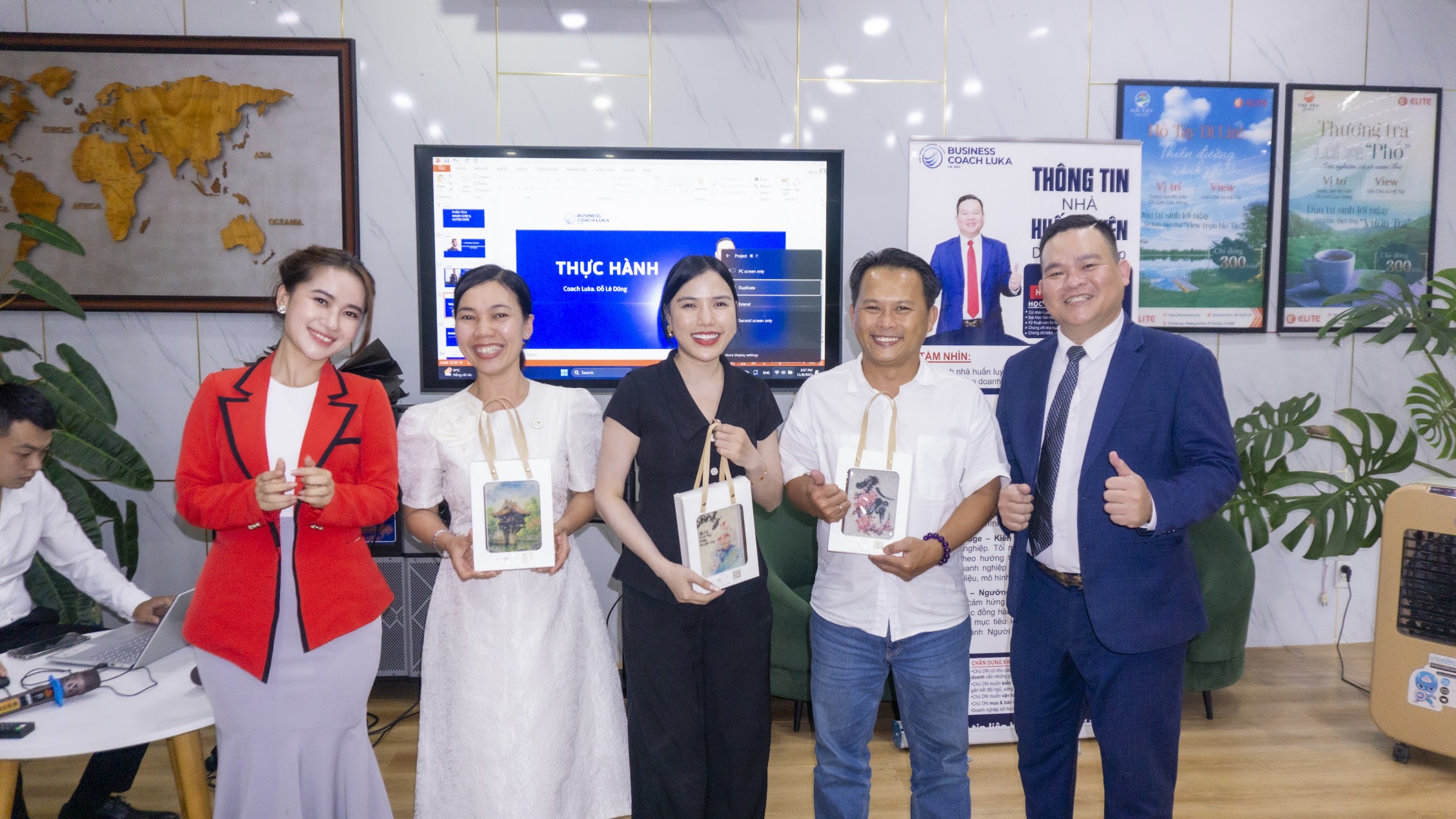 Hoạt động cùng Coach Luka
